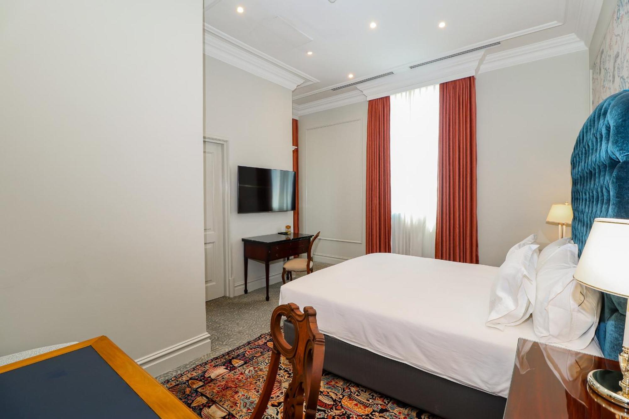 The Monarch Hotel ヨハネスブルグ エクステリア 写真