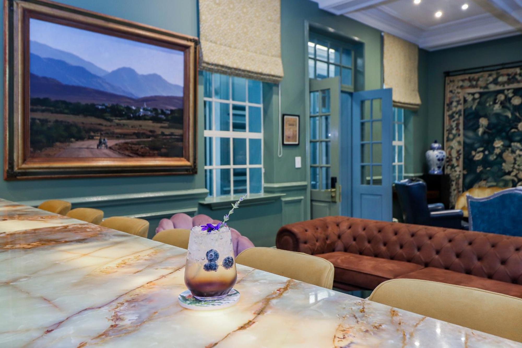 The Monarch Hotel ヨハネスブルグ エクステリア 写真