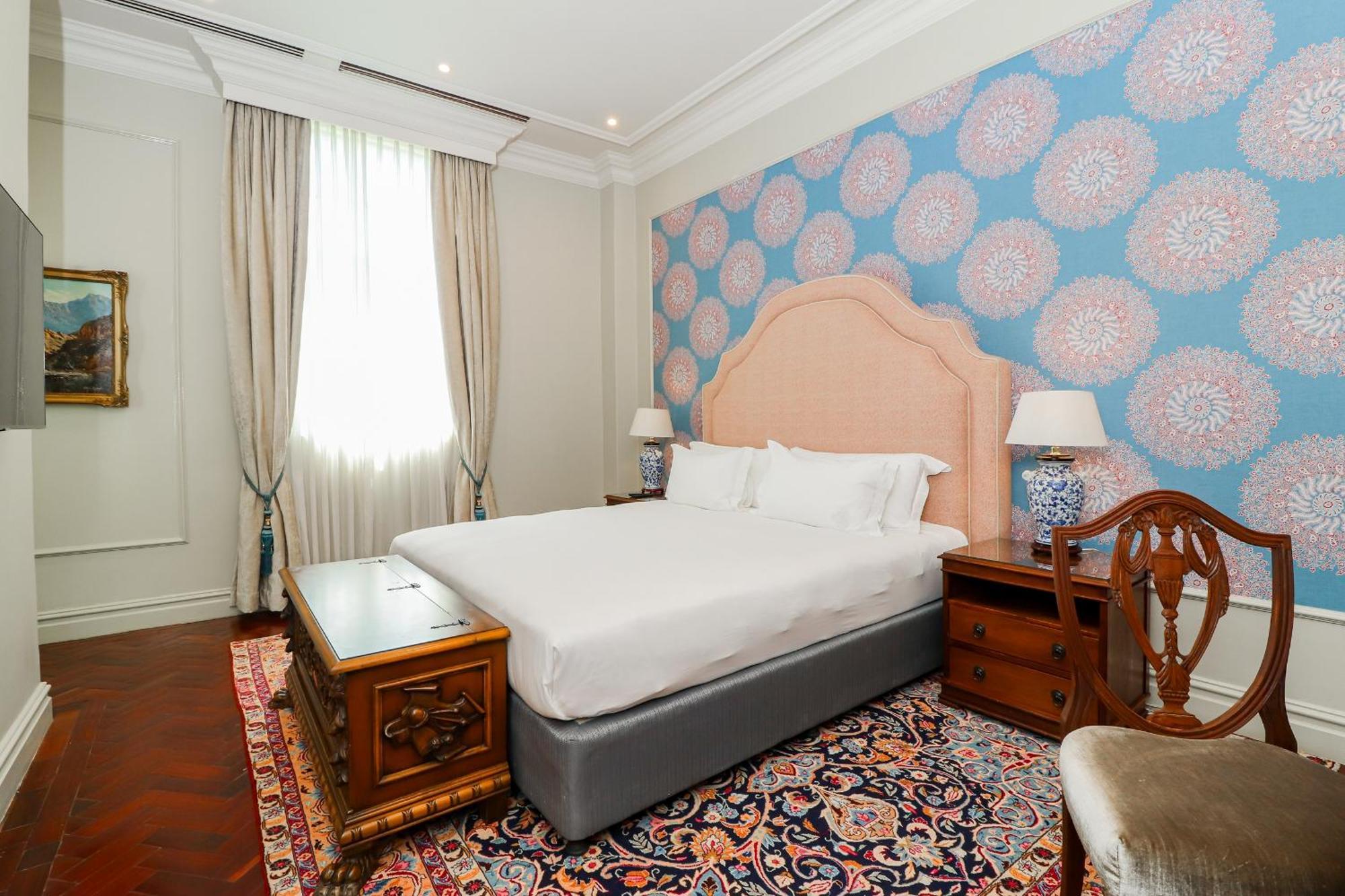 The Monarch Hotel ヨハネスブルグ エクステリア 写真