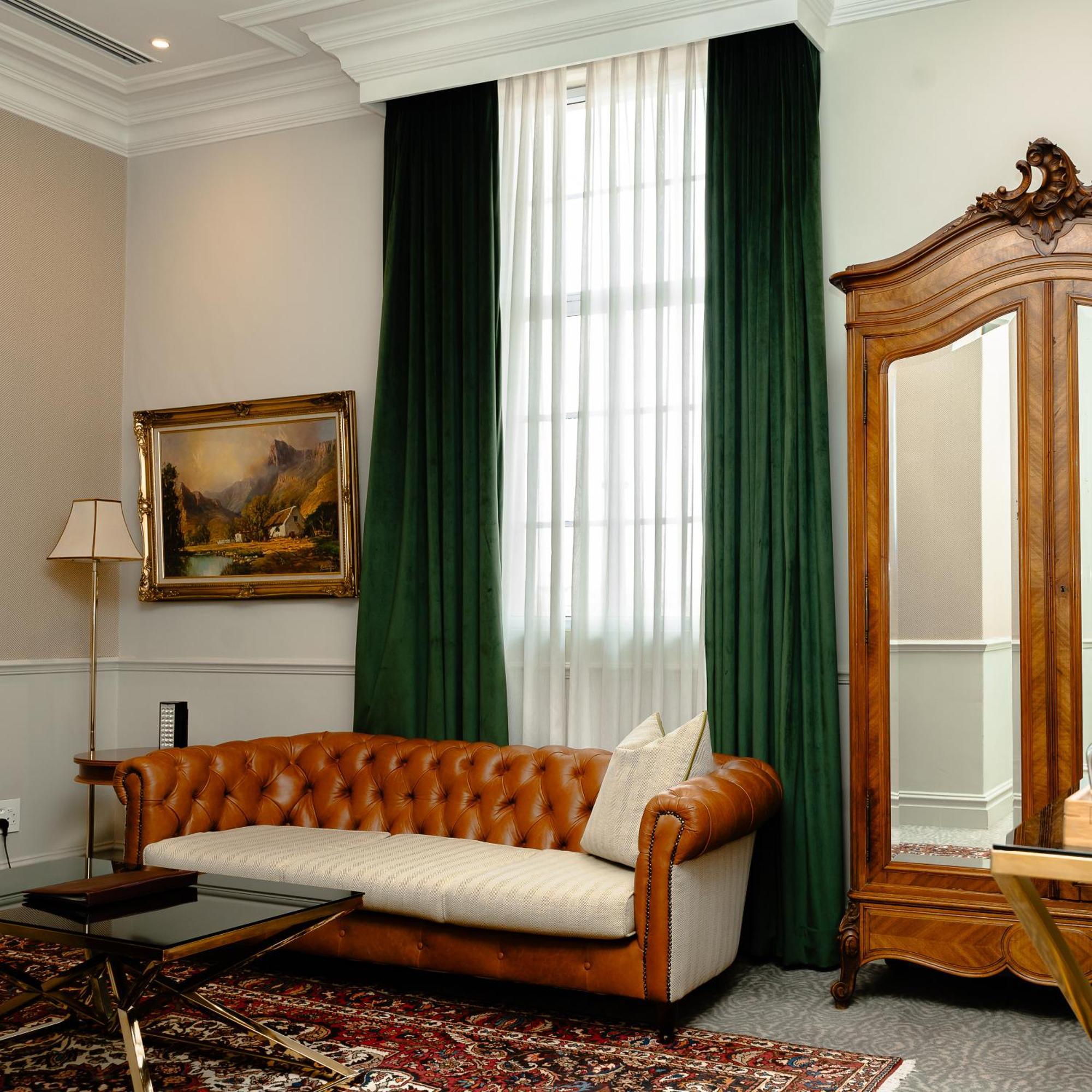 The Monarch Hotel ヨハネスブルグ エクステリア 写真
