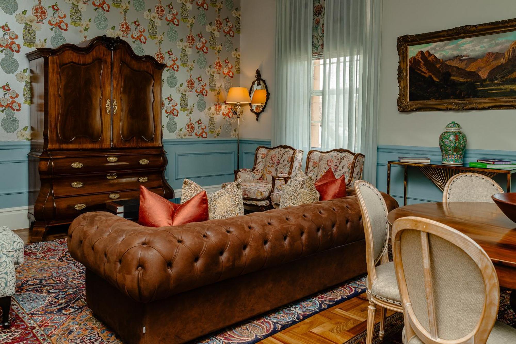 The Monarch Hotel ヨハネスブルグ エクステリア 写真