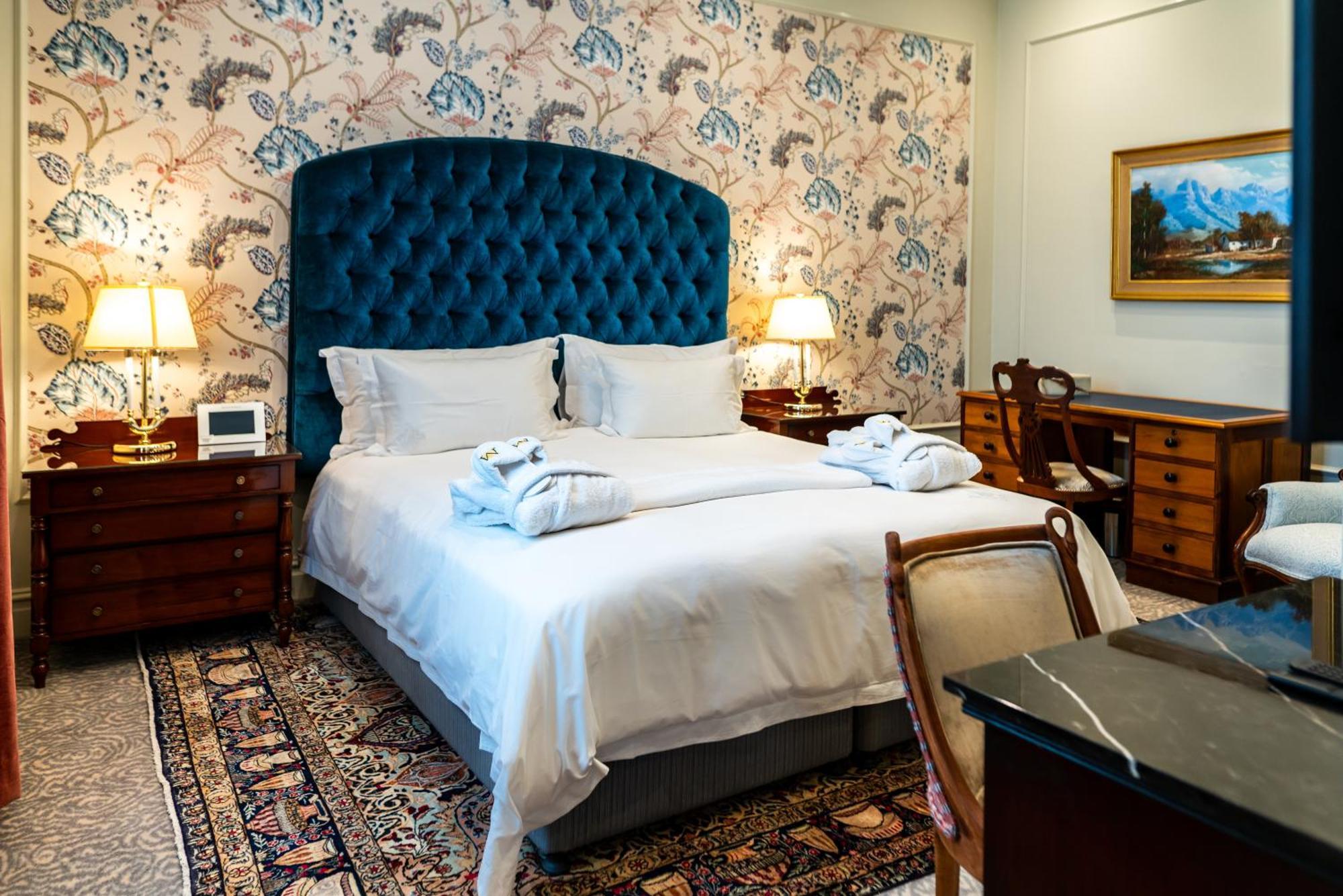 The Monarch Hotel ヨハネスブルグ エクステリア 写真